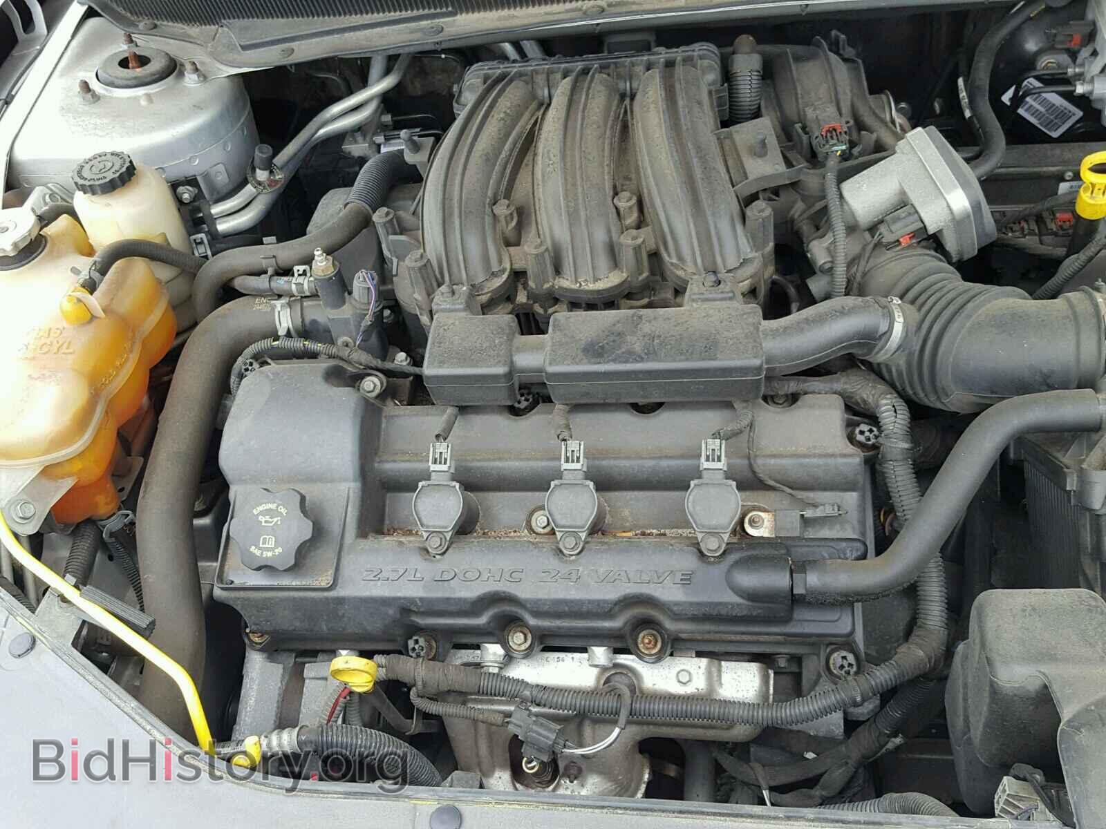 2010 CHRYSLER SEBRING - VIN: 1C3CC5FD8AN196757 - Фото 7