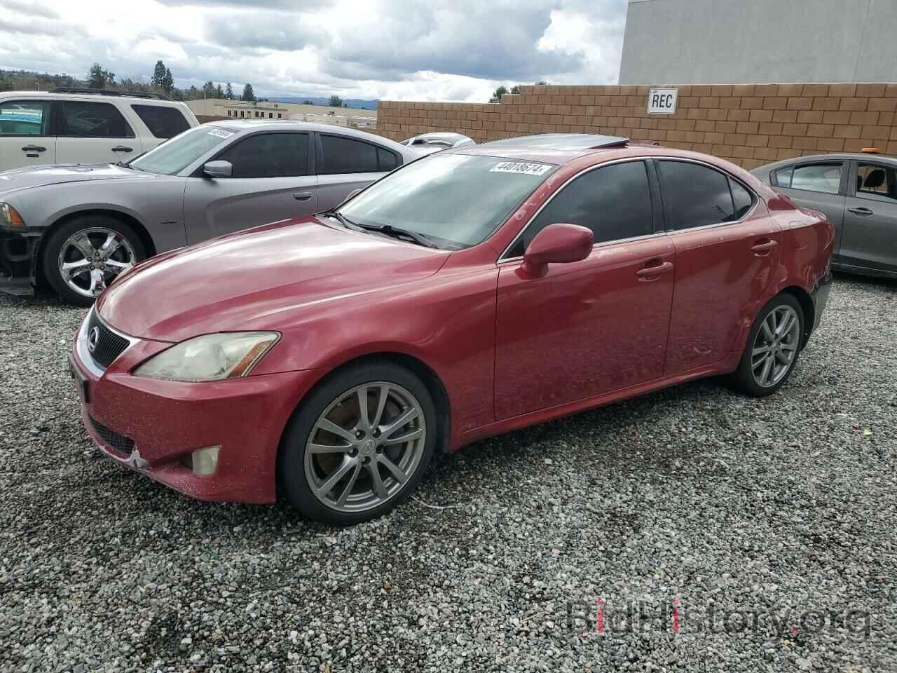 Photo JTHBE262585018845 - LEXUS IS 2008