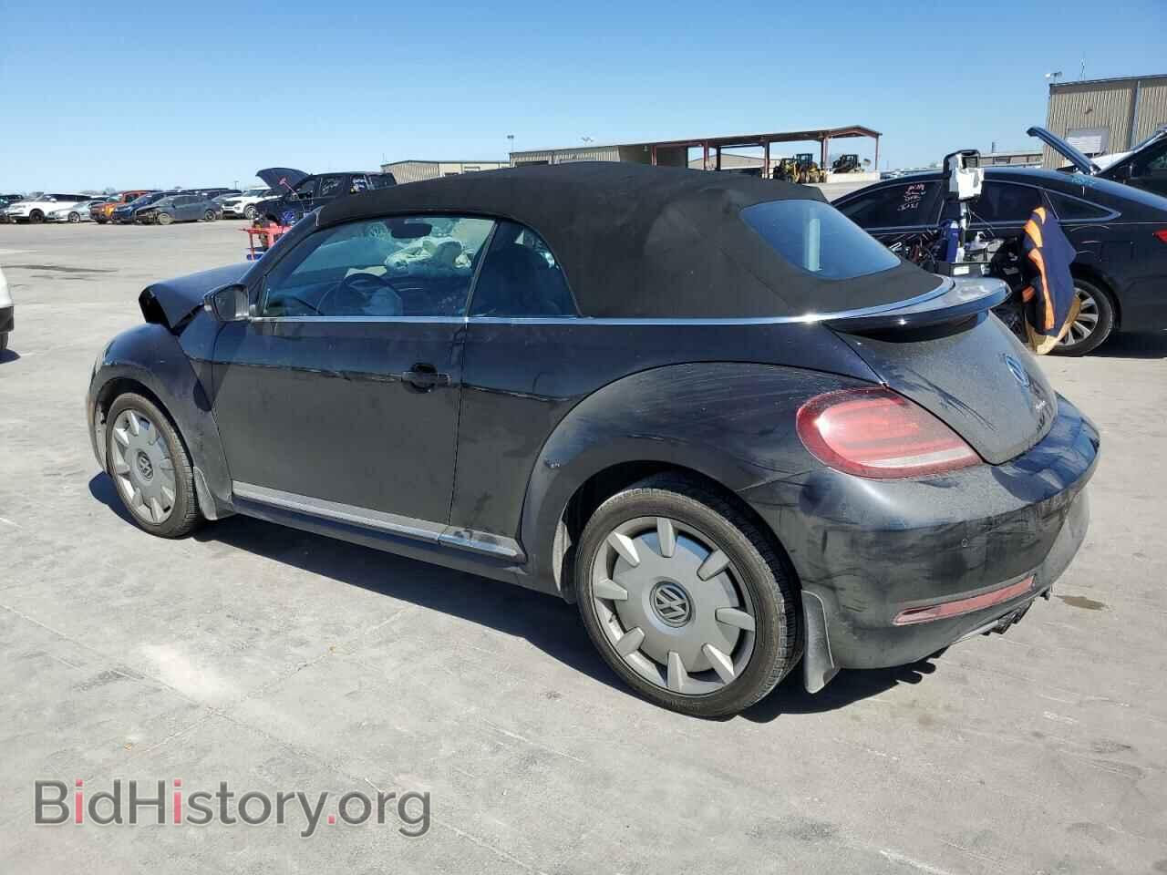 2017 VOLKSWAGEN BEETLE - VIN: 3VW517AT5HM800982 - Фото 2