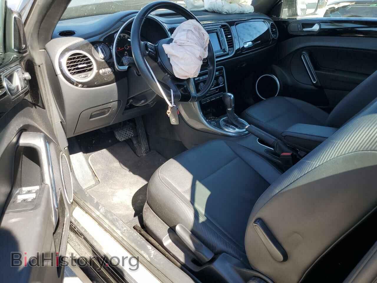 2017 VOLKSWAGEN BEETLE - VIN: 3VW517AT5HM800982 - Фото 8