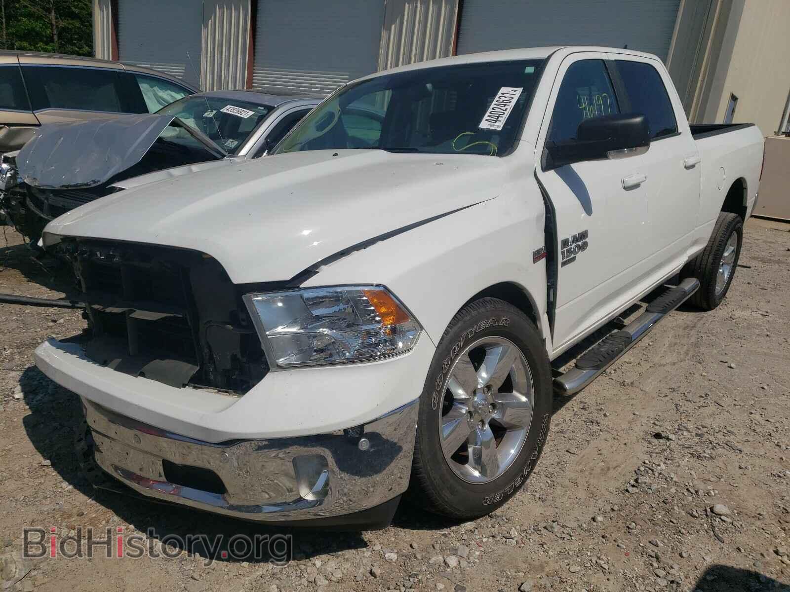 2019 RAM 1500 - VIN: 1C6RR6TT1KS612907 - Фото 2