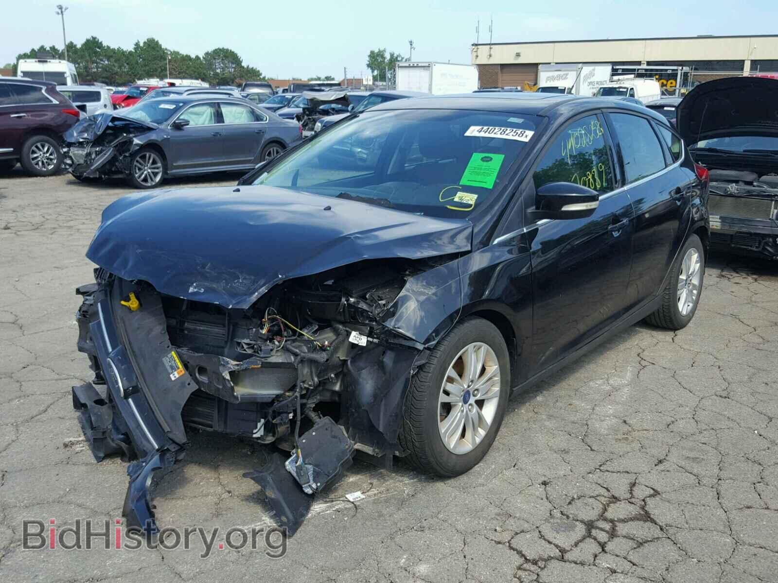 2012 Ford FOCUS (VIN 1FAHP3M28CL445607) — фото 2 из 10