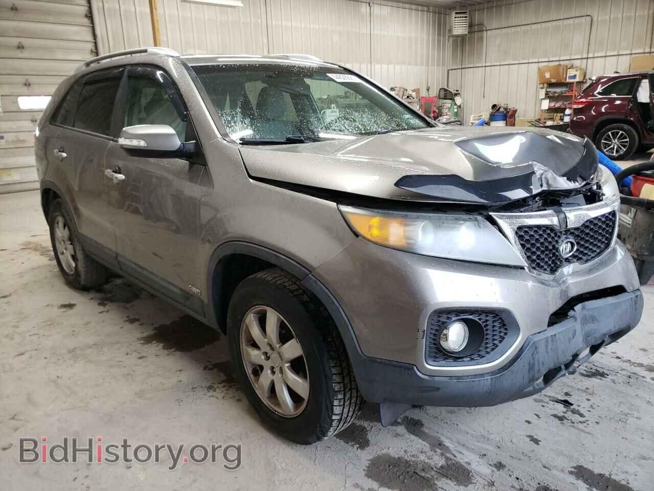 2011 KIA SORENTO - VIN: 5XYKTCA17BG020137 - Фото 4