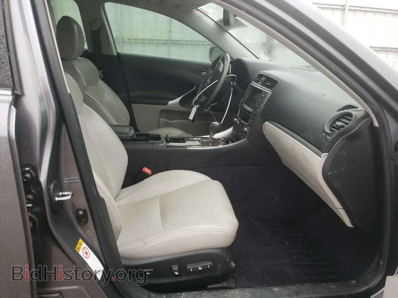 2012 LEXUS IS - VIN: JTHCF5C26C5060263 - Photo 5