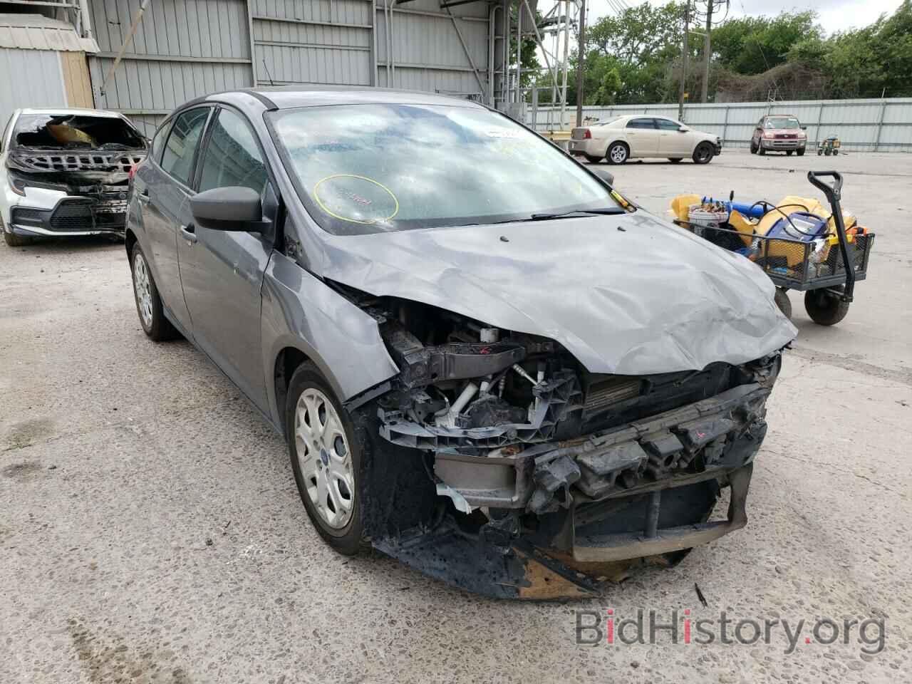 Photo 1FAHP3K22CL356117 - FORD FOCUS 2012