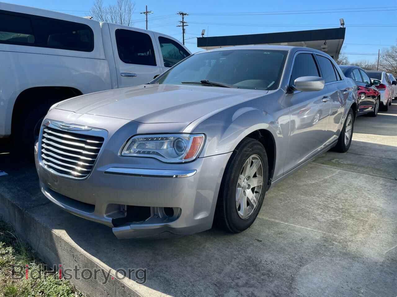 2014 CHRYSLER 300 - VIN: 2C3CCAAG8EH354541 - Фото 2