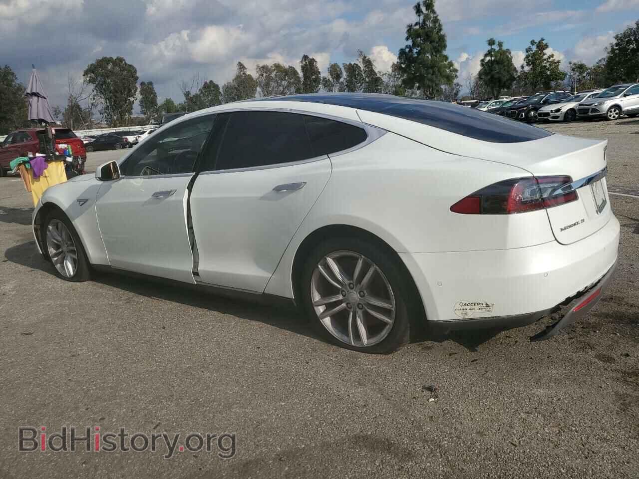 2015 TESLA MODEL S - VIN: 5YJSA1E13FF107647 - Photo 2