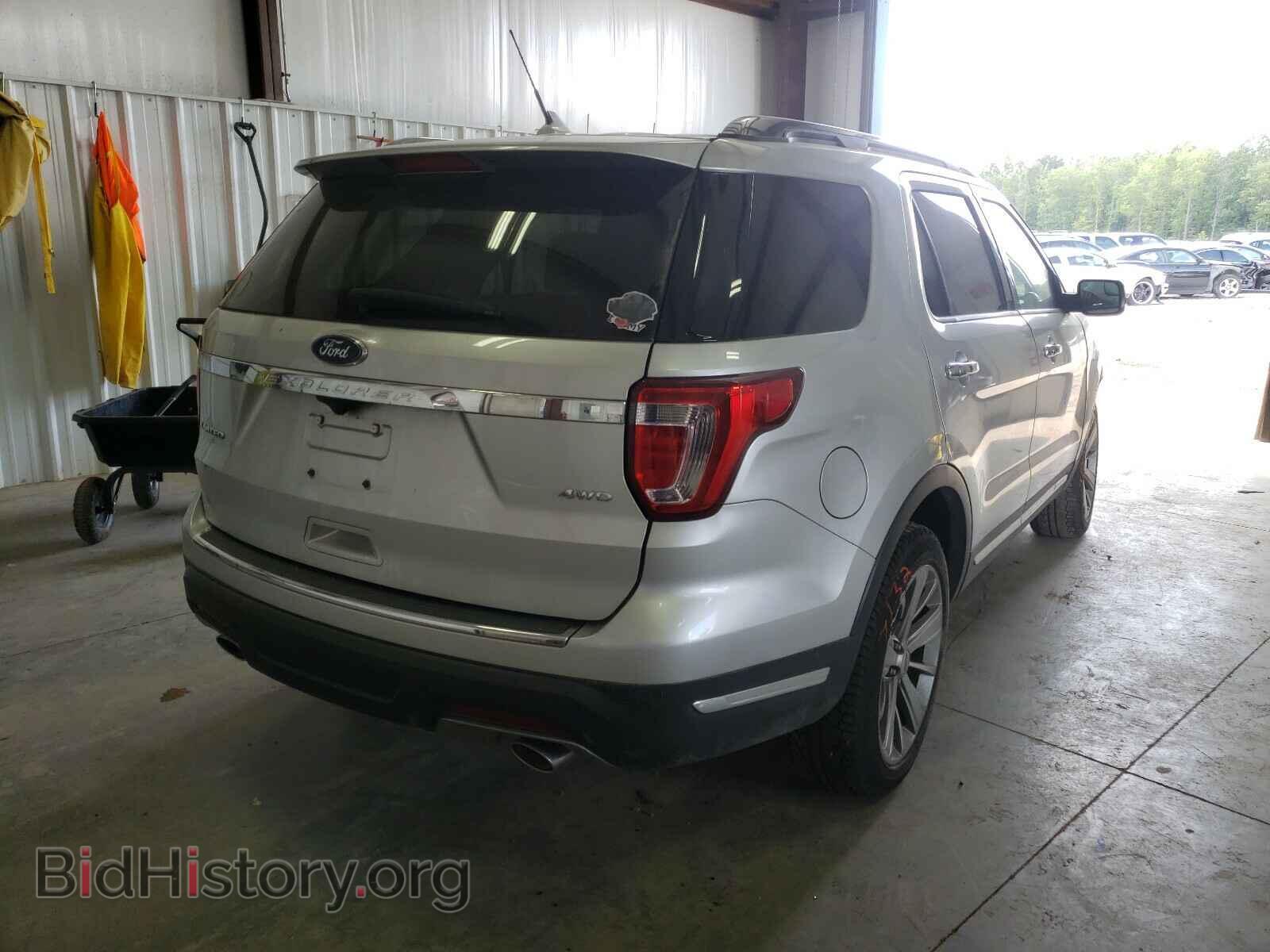 2018 FORD EXPLORER - VIN: 1FM5K8F82JGB67489 - Фото 4