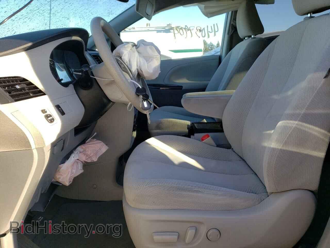 2012 TOYOTA All Models - VIN: 5TDKK3DC1CS215932 - Фото 7