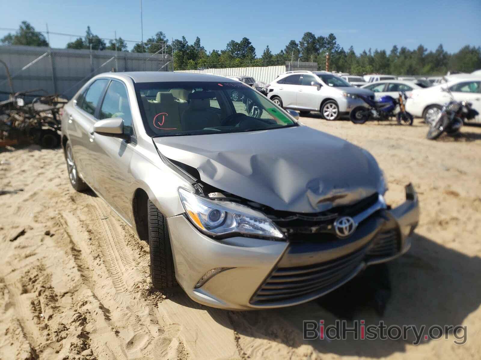 Photo 4T4BF1FK0GR553841 - TOYOTA CAMRY 2016