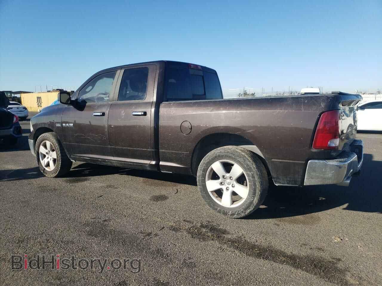 2010 DODGE RAM 1500 - VIN: 1D7RB1GT2AS247331 - Фото 2