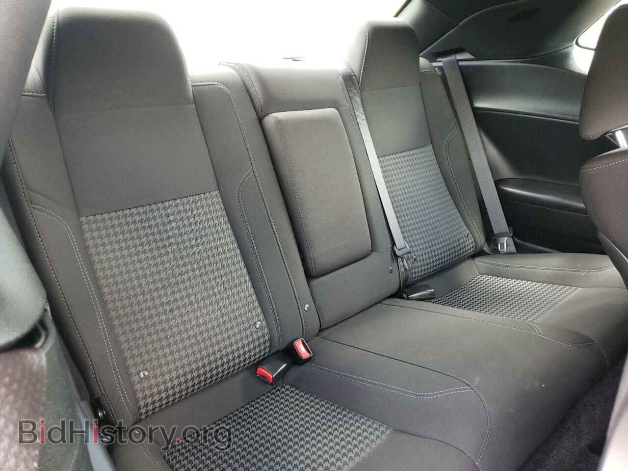 2017 DODGE CHALLENGER - VIN: 2C3CDZAG4HH640208 - Фото 6