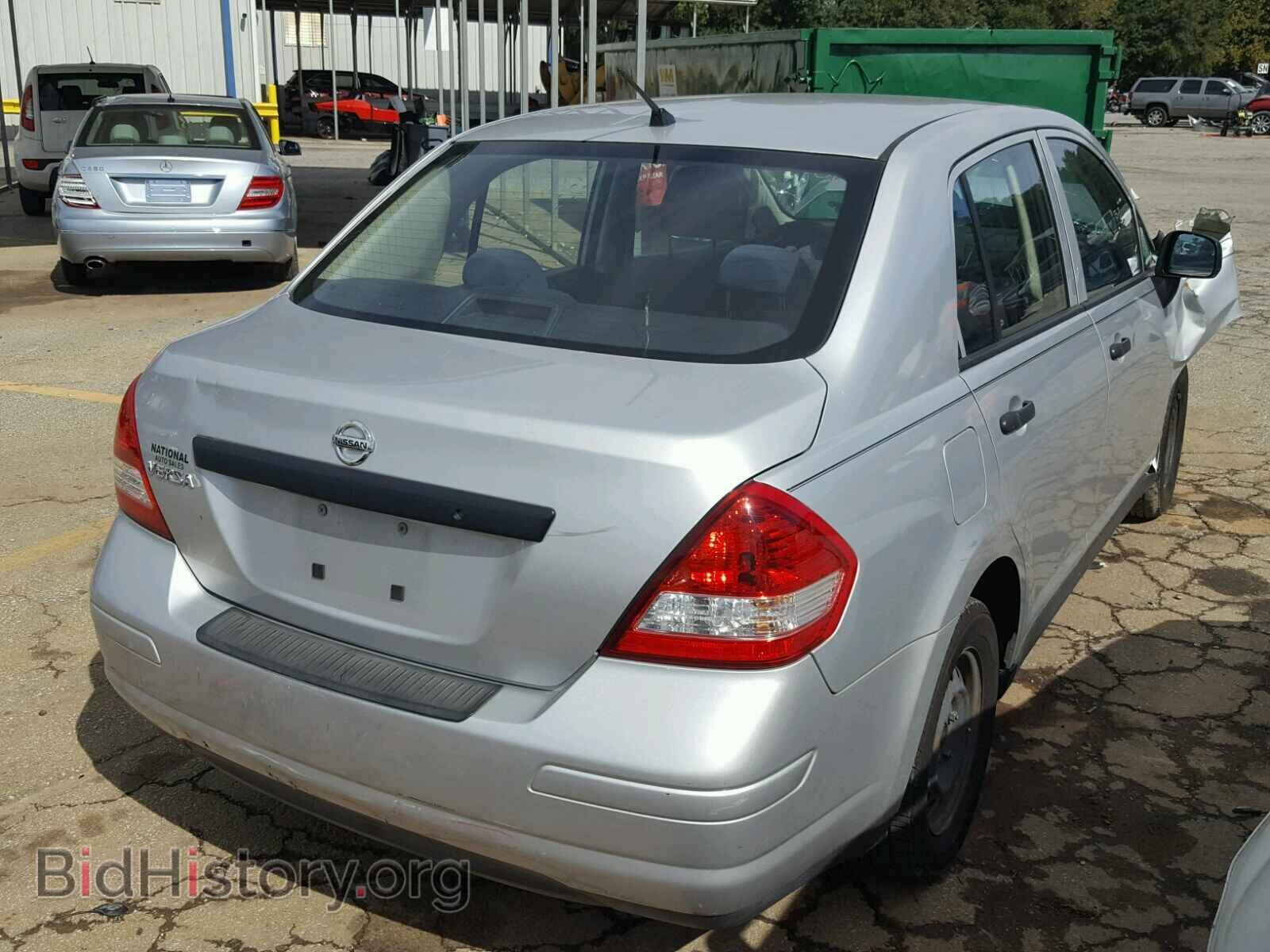 2011 NISSAN VERSA - VIN: 3N1CC1AP7BL390867 - Photo 4