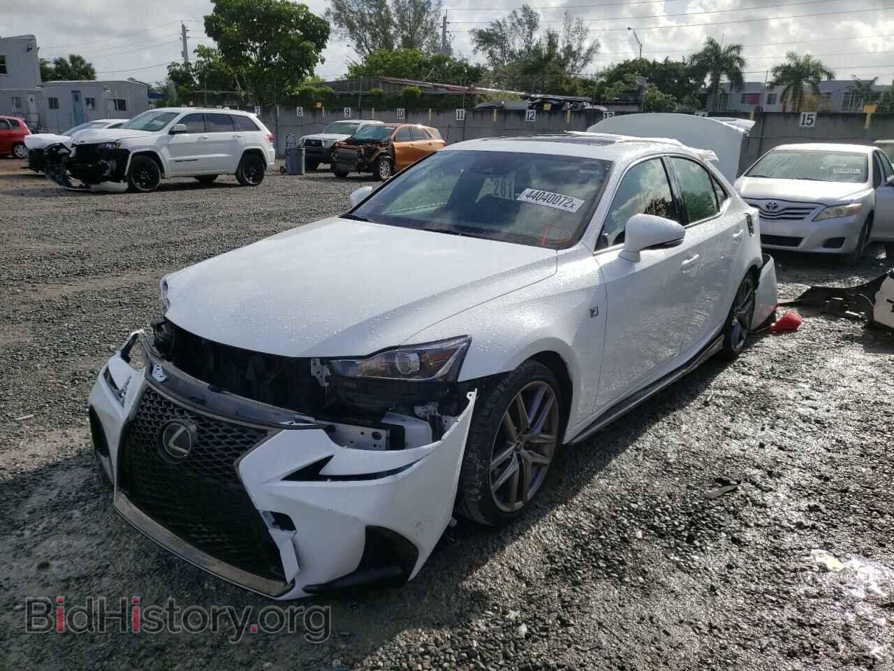 2019 LEXUS IS - VIN: JTHBA1D28K5093846 - Фото 2