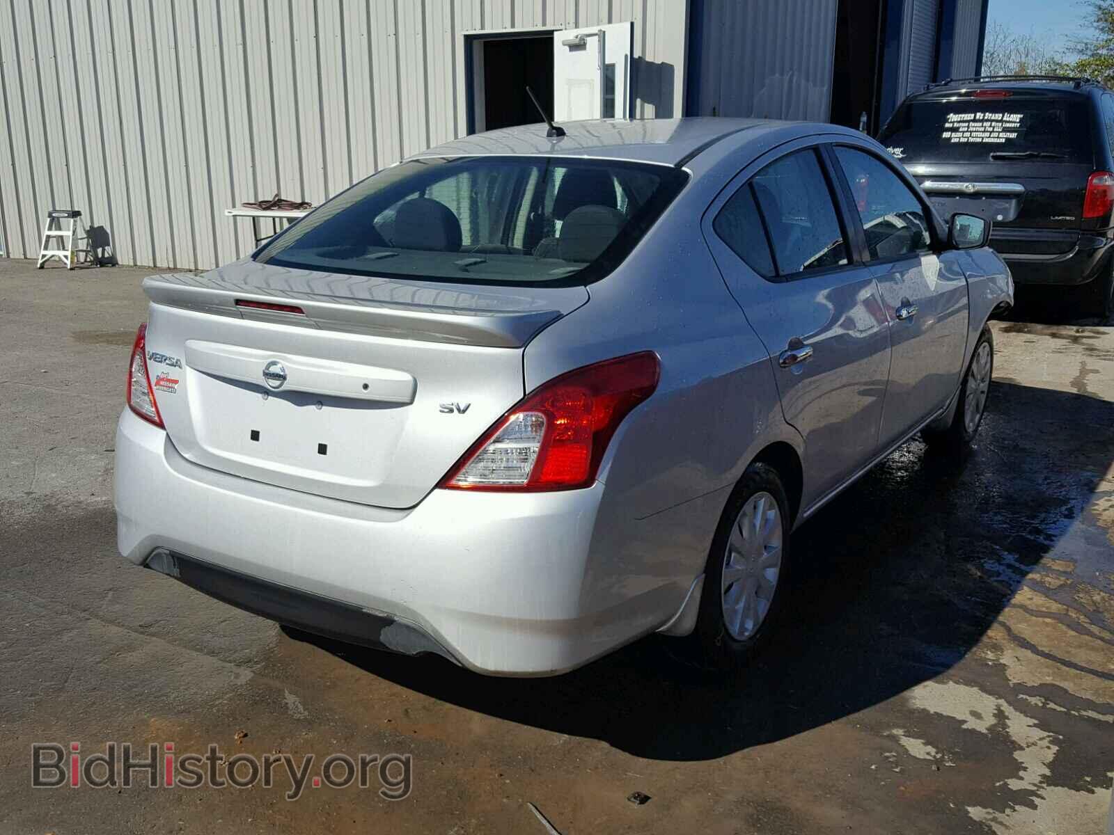 2017 NISSAN VERSA - VIN: 3N1CN7AP3HL870300 - Photo 4