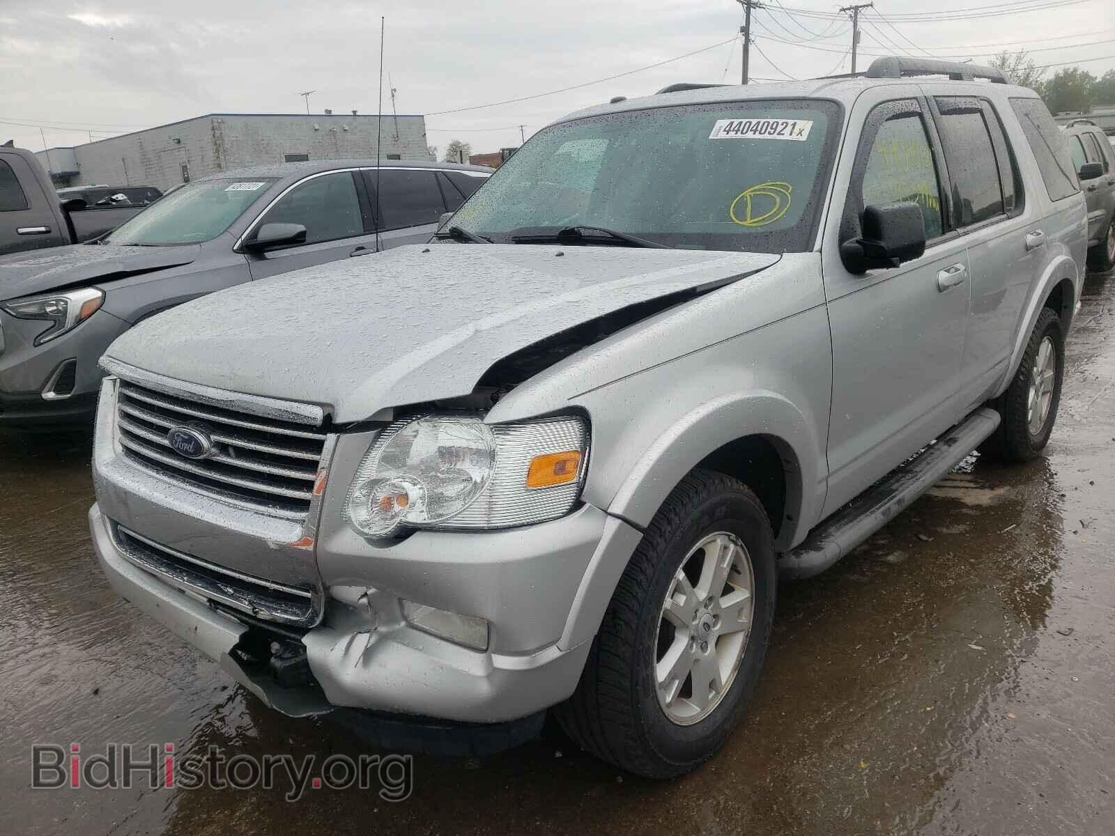 2010 FORD EXPLORER - VIN: 1FMEU7DE8AUA80954 - Photo 2