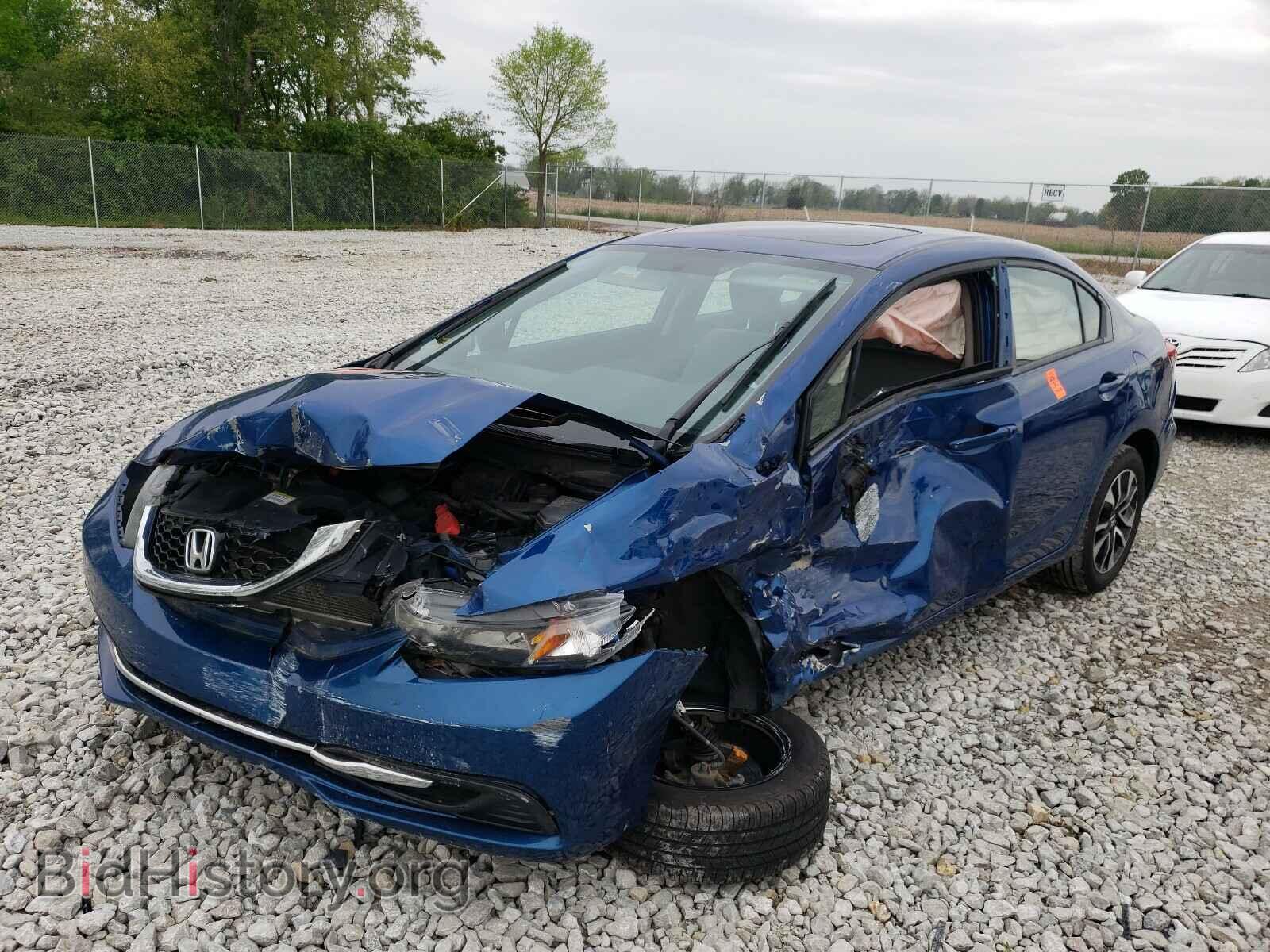 2015 HONDA CIVIC - VIN: 19XFB2F84FE047836 - Photo 2