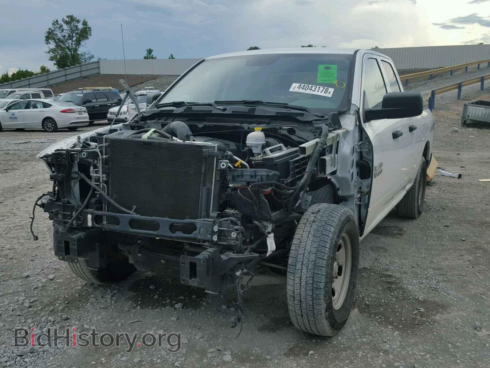 2016 RAM 1500 ST - VIN: 1C6RR6FT2GS176670 - Фото 2