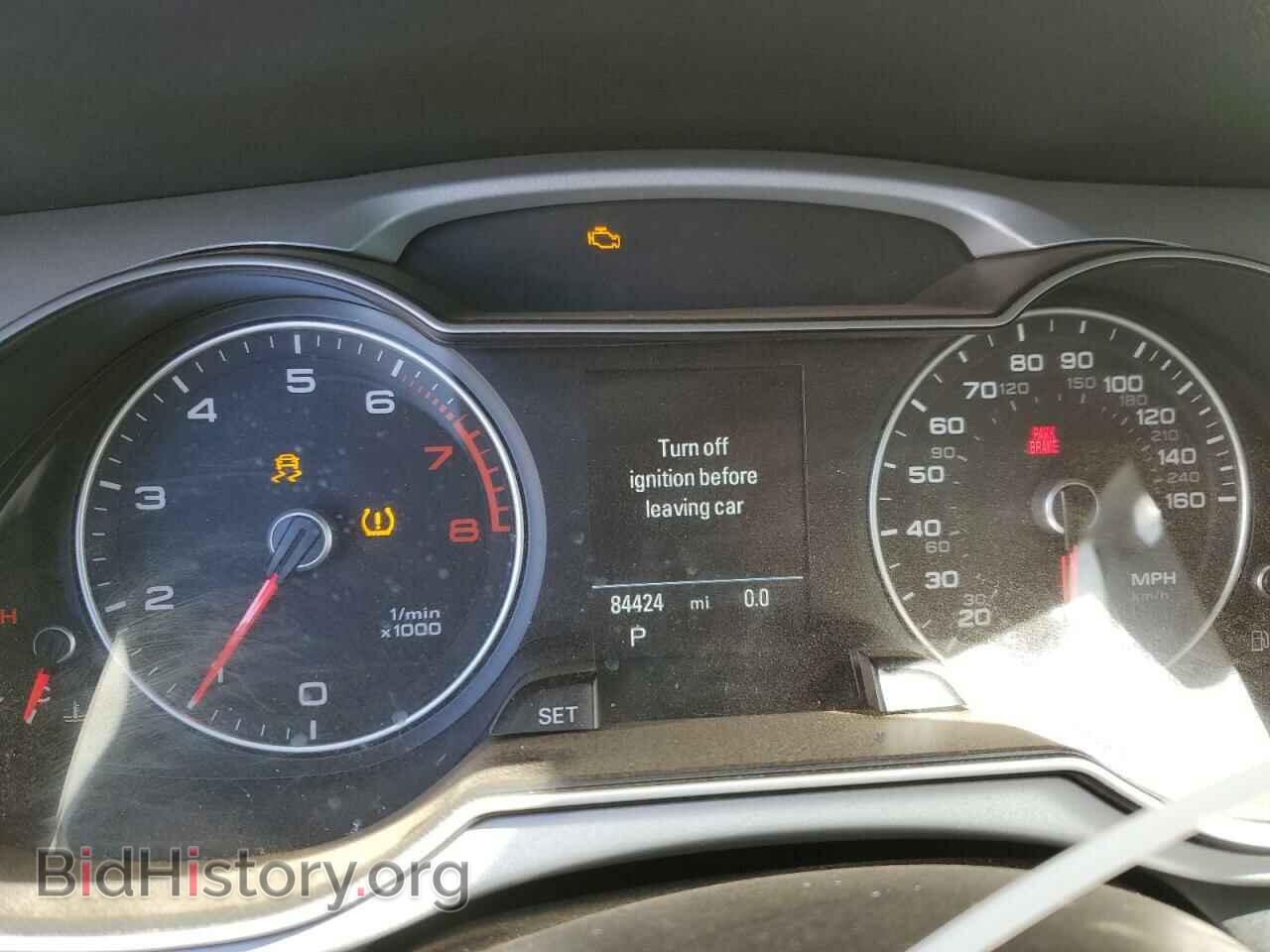 2016 AUDI A4 - VIN: WAUFFAFL9GN018362 - Фото 9