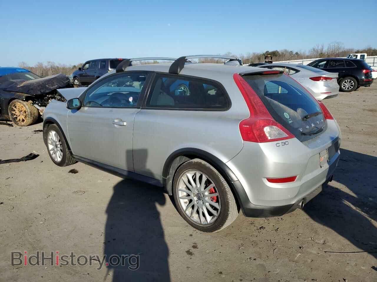 2011 VOLVO C30 - VIN: YV1672MK3B2226239 - Фото 2