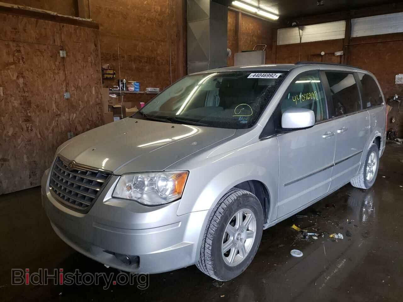 2010 CHRYSLER MINIVAN - VIN: 2A4RR5D16AR285026 - Фото 2