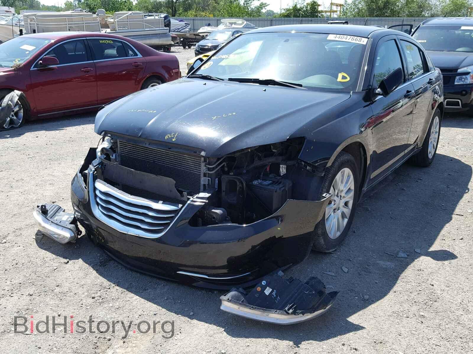 2012 CHRYSLER 200 - VIN: 1C3CCBABXCN246713 - Фото 2