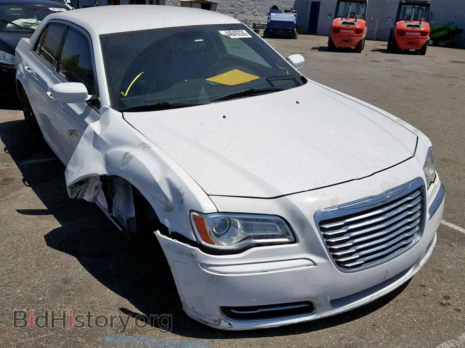Фотография 2C3CCAAG0EH380129 - CHRYSLER 300 2014