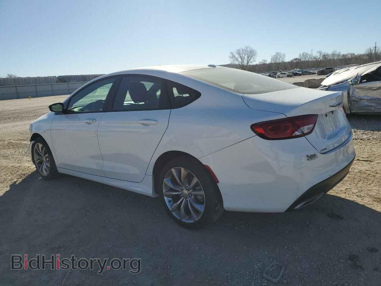 2015 CHRYSLER 200 - VIN: 1C3CCCDG6FN601524 - Фото 2