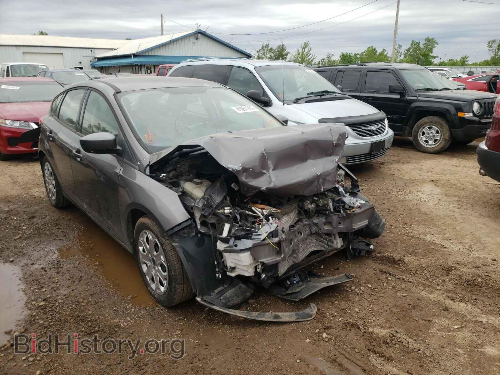 Photo 1FAHP3K28CL271976 - FORD FOCUS 2012