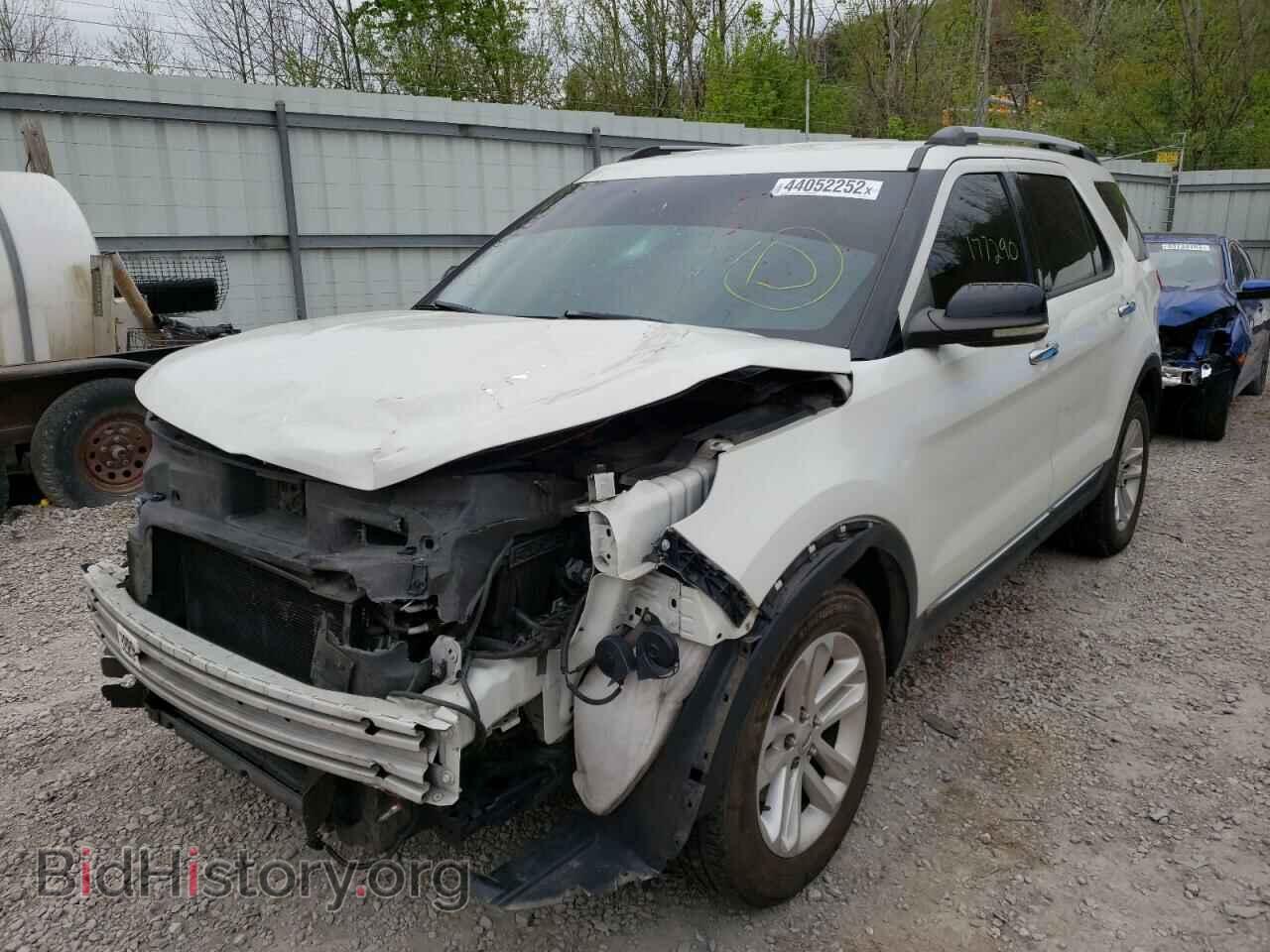 2011 FORD EXPLORER - VIN: 1FMHK8D89BGA66452 - Photo 2