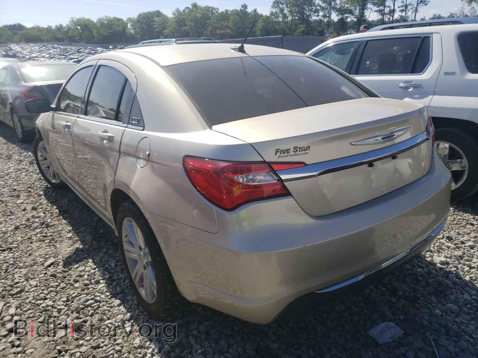 2013 CHRYSLER 200 - VIN: 1C3CCBAB9DN735704 - Photo 3