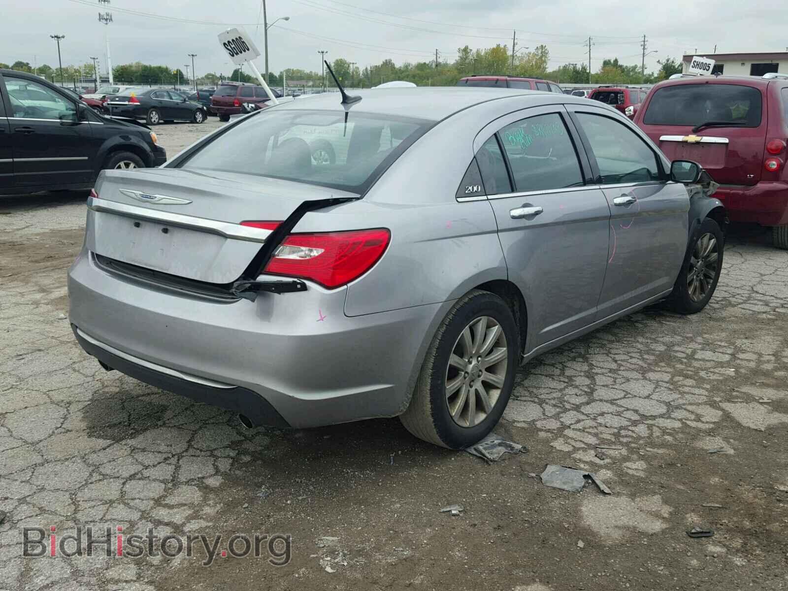 2013 CHRYSLER 200 - VIN: 1C3CCBCG2DN515796 - Photo 4