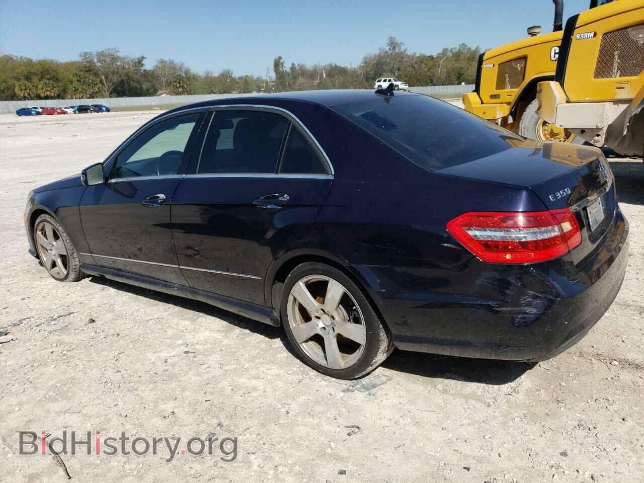2011 MERCEDES-BENZ E-CLASS - VIN: WDDHF8HB6BA467285 - Фото 2