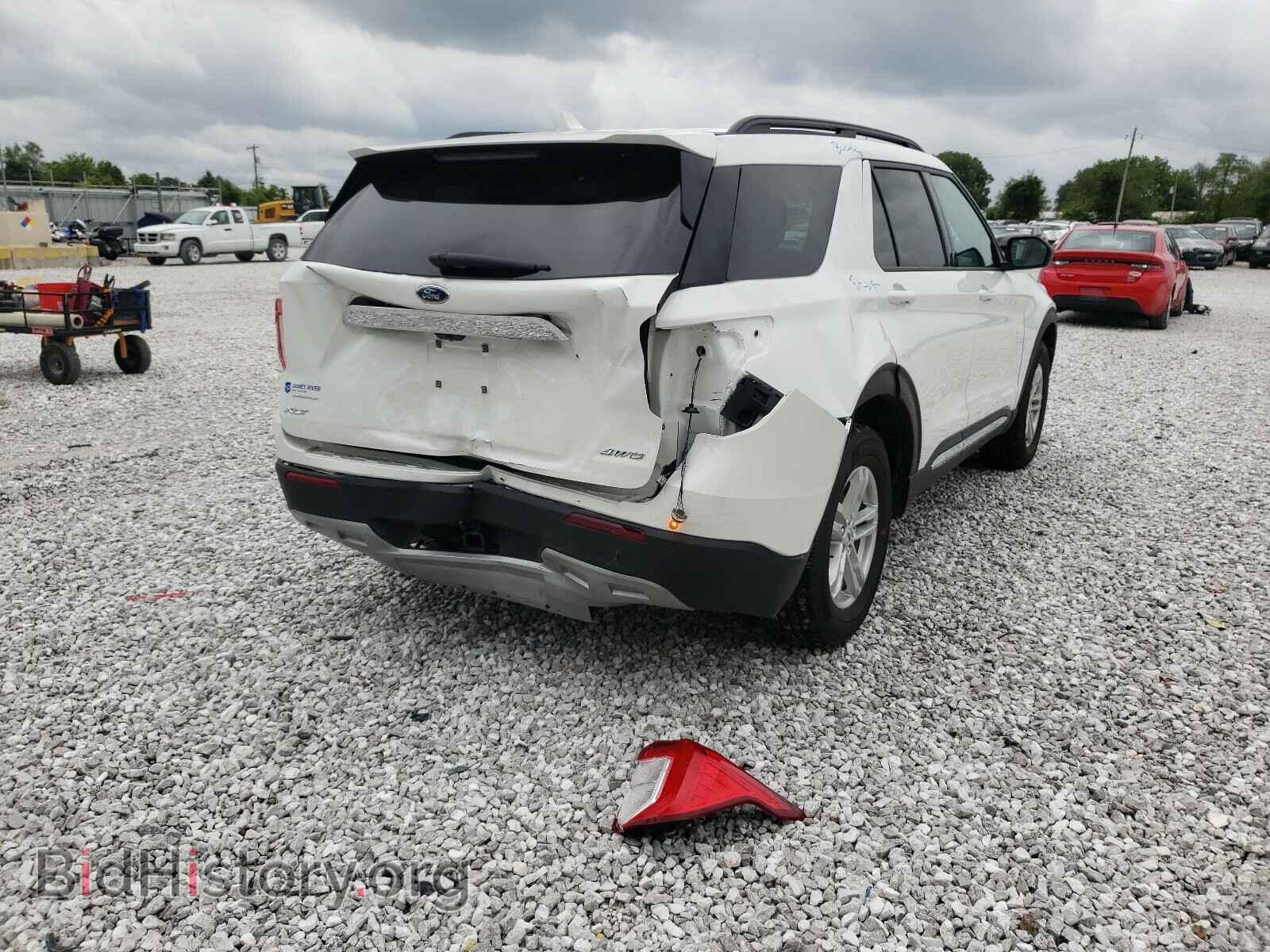 2021 FORD EXPLORER - VIN: 1FMSK8DH3MGA61868 - Photo 4