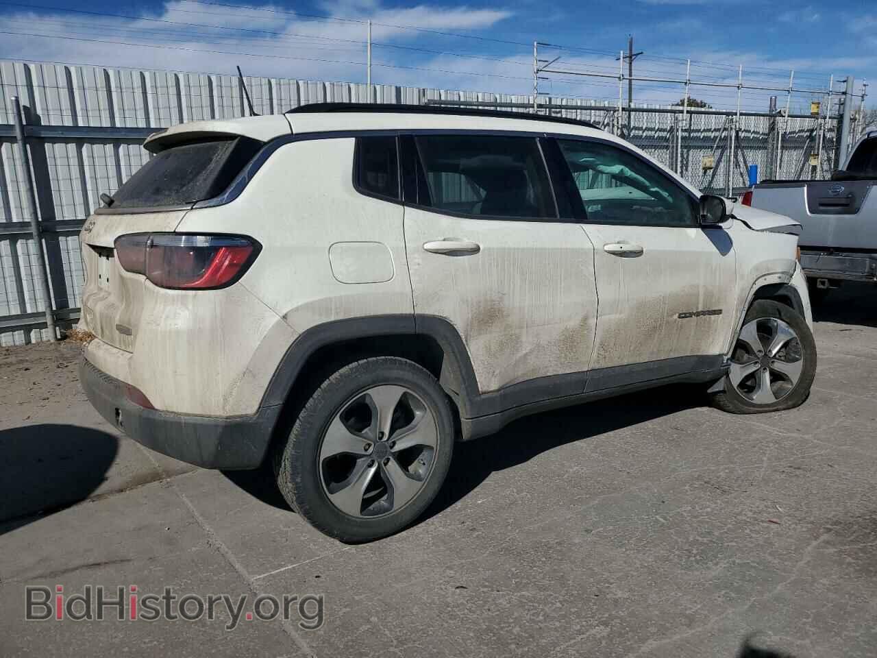 2019 JEEP COMPASS - VIN: 3C4NJDBB9KT629187 - Фото 3