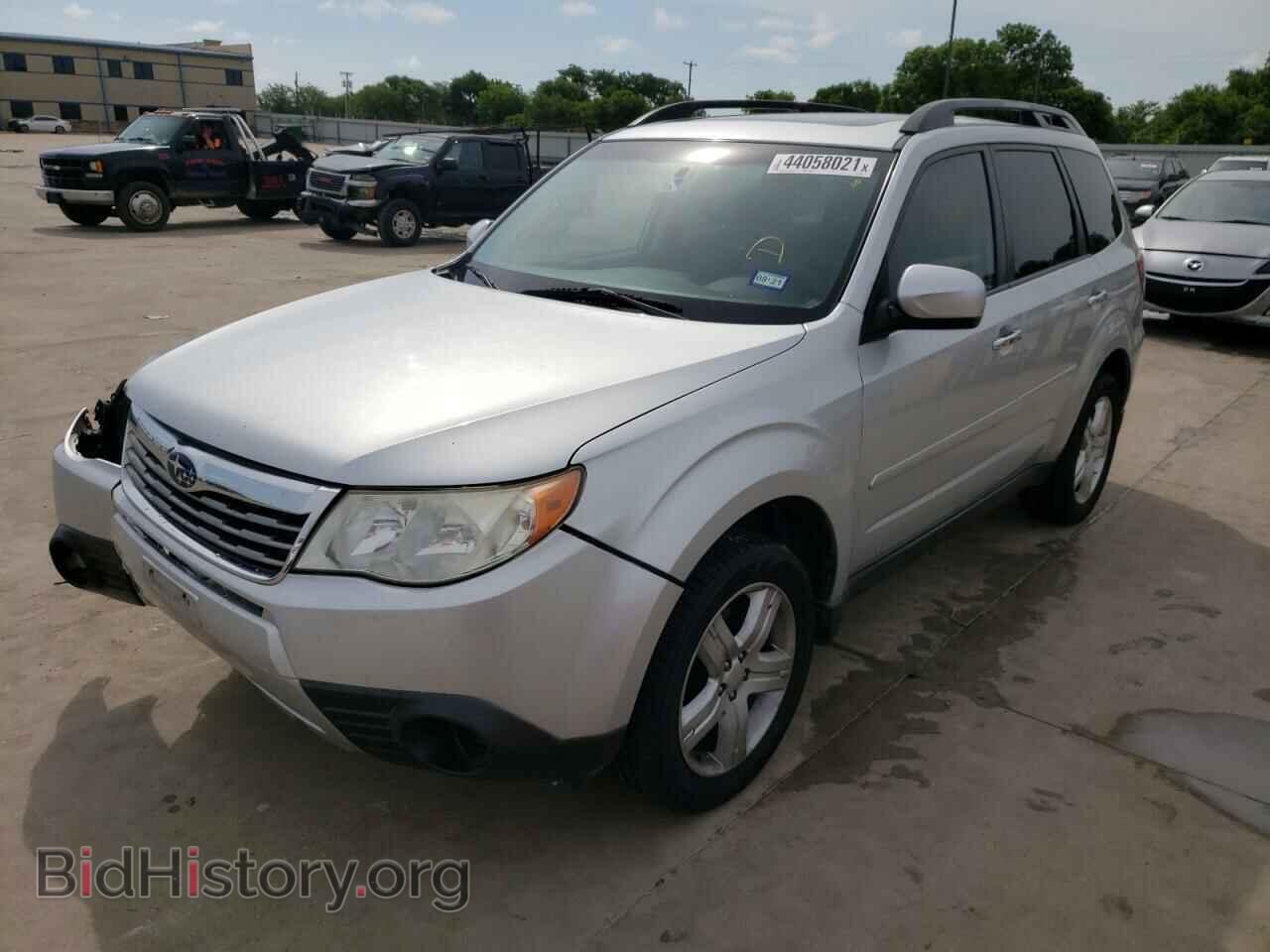 2010 SUBARU FORESTER - VIN: JF2SH6CC6AH907852 - Фото 2