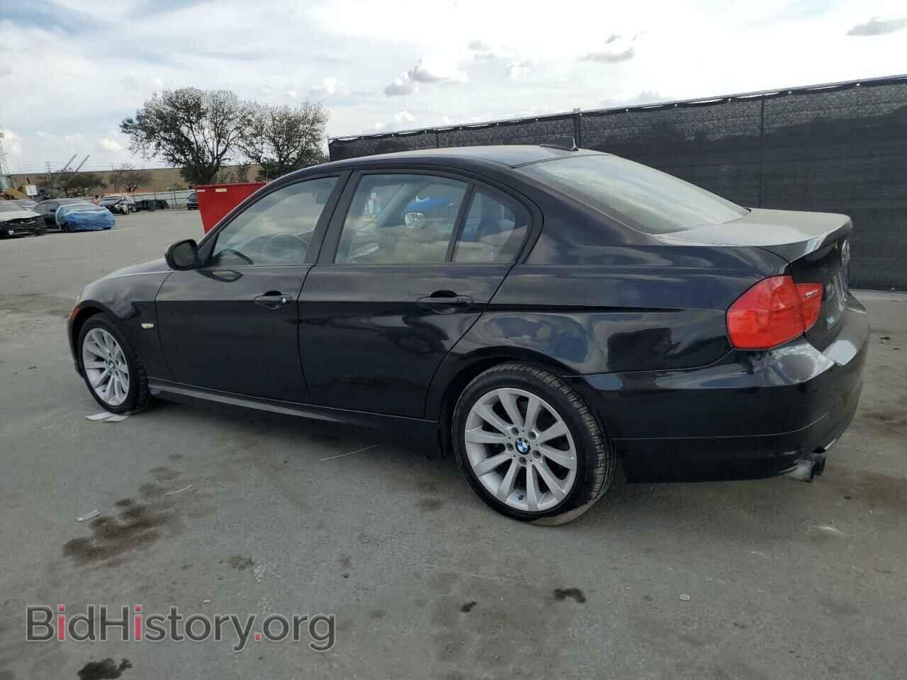 2011 BMW 3 SERIES - VIN: WBAPH7C57BE680344 - Фото 2