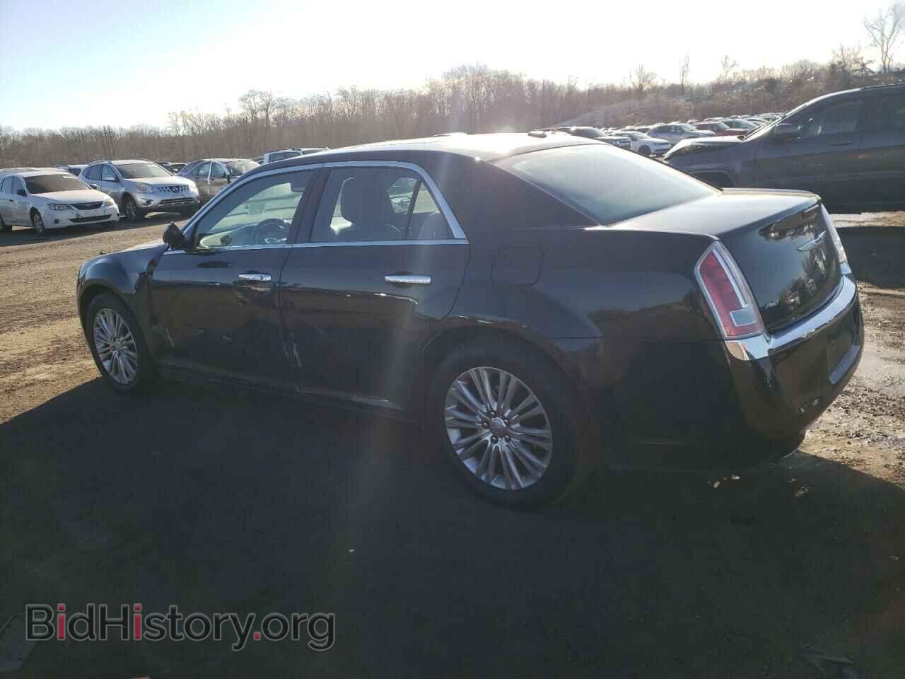 2012 CHRYSLER 300 - VIN: 2C3CCAKT1CH220205 - Фото 2