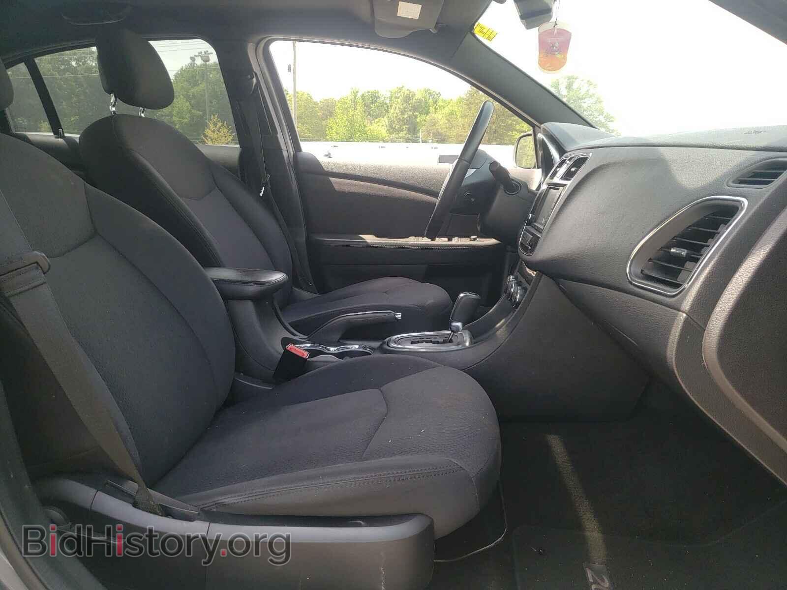 2012 CHRYSLER 200 - VIN: 1C3CCBBG2CN301682 - Фото 5