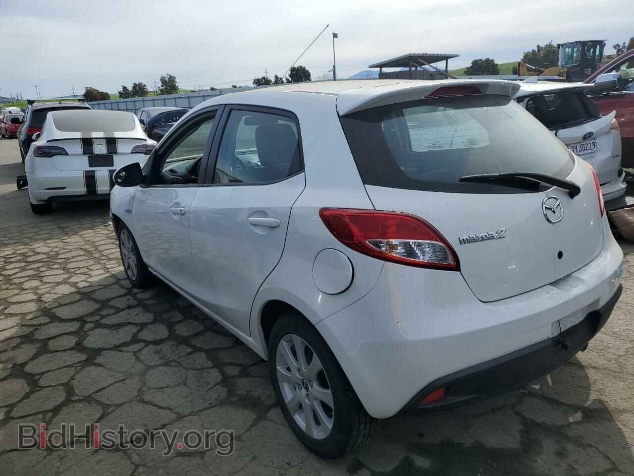 2014 MAZDA 2 - VIN: JM1DE1LYXE0176877 - Photo 2