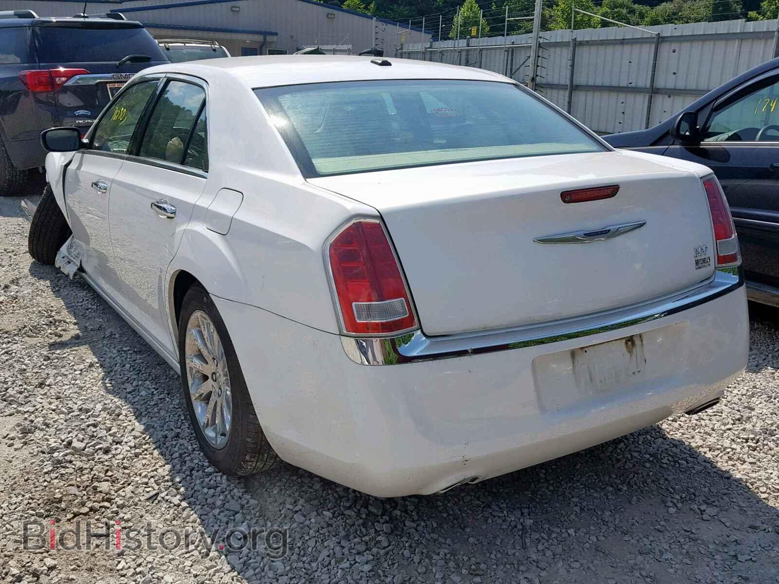 2012 CHRYSLER 300 - VIN: 2C3CCACG2CH249410 - Фото 3