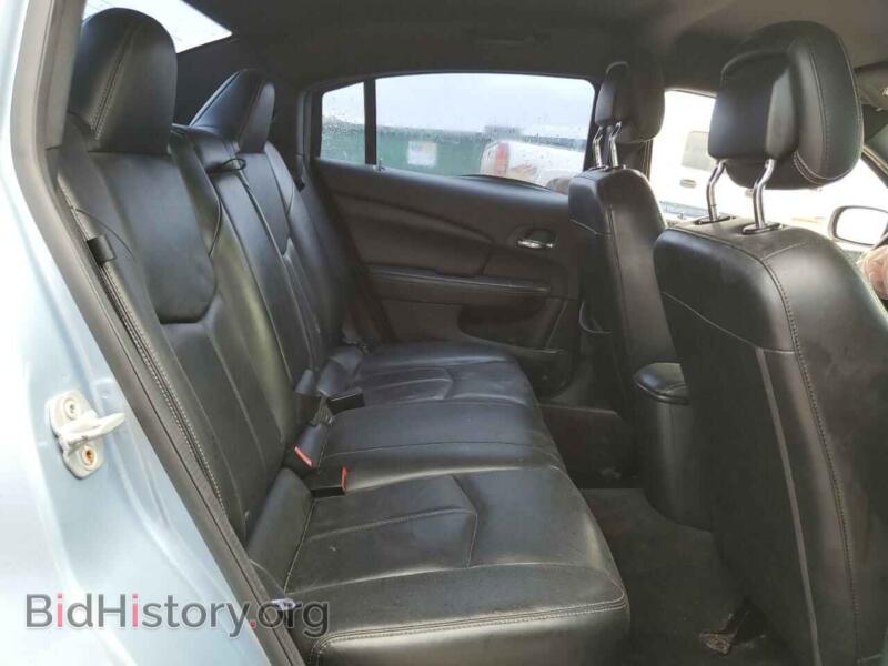 2012 Chrysler 200 (VIN 1C3CCBCB1CN277443) — photo 10 of 12