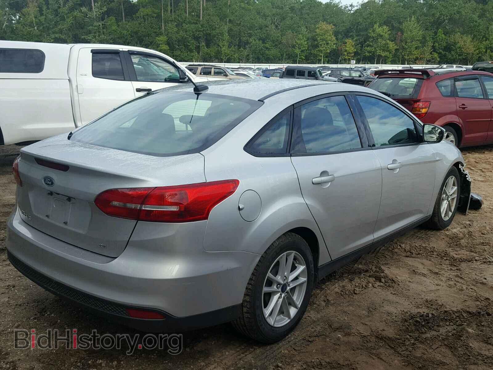 2017 FORD FOCUS - VIN: 1FADP3F29HL343235 - Фото 4