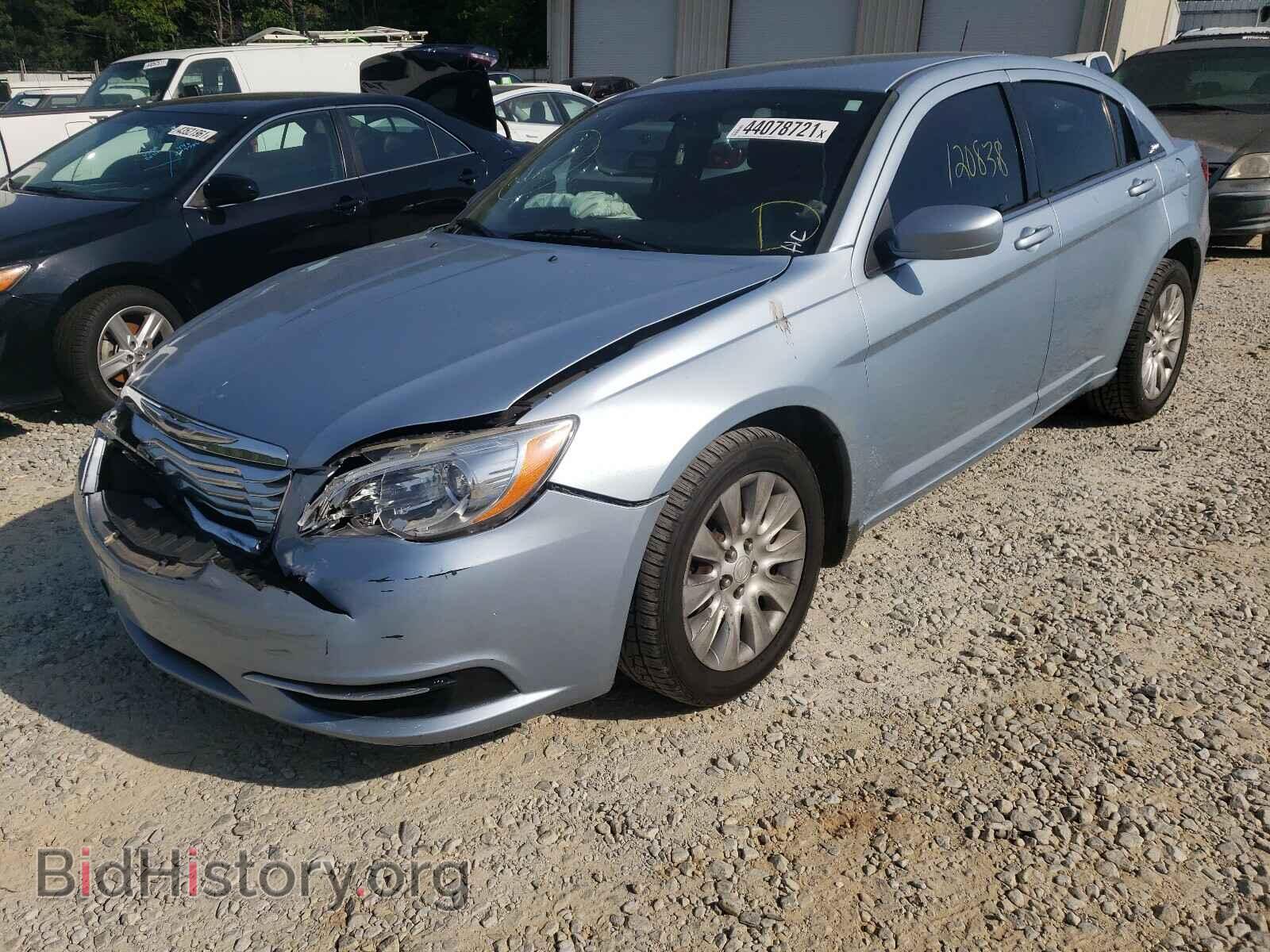 2012 CHRYSLER 200 - VIN: 1C3CCBABXCN229359 - Фото 2