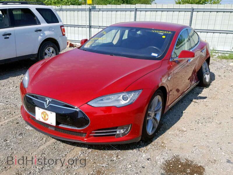 2015 Tesla MODEL S 85 (VIN 5YJSA1H26FFP77648) — фото 2 из 10