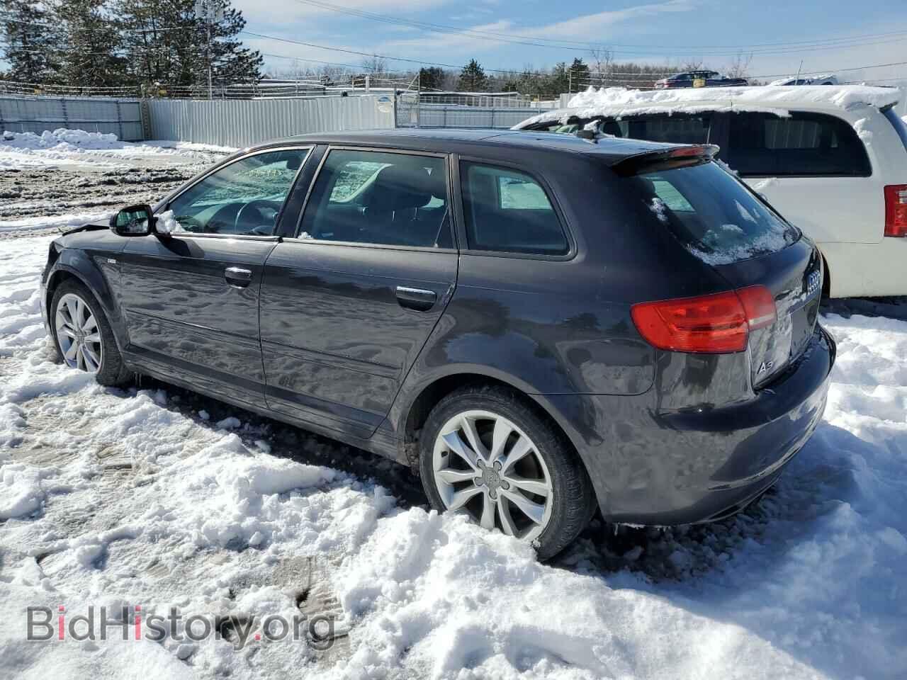 2011 AUDI A3 - VIN: WAUBEAFM4BA016710 - Photo 2