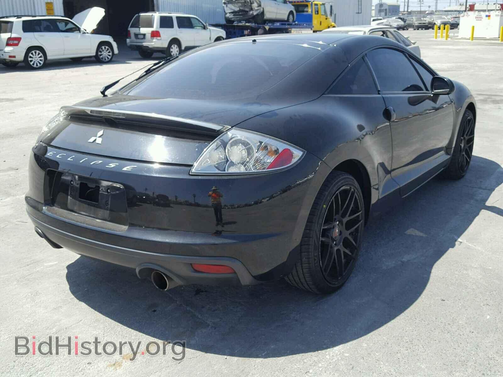 2011 MITSUBISHI ECLIPSE - VIN: 4A31K5DF2BE014186 - Photo 4