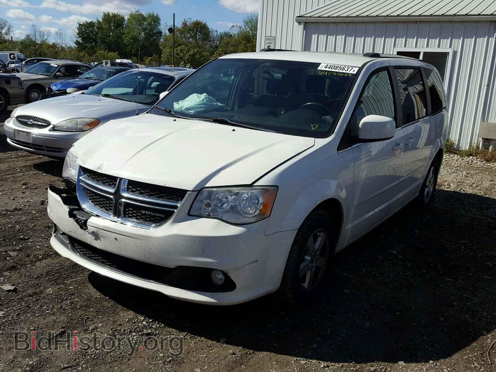 2011 DODGE CARAVAN - VIN: 2D4RN5DG2BR707349 - Фото 2
