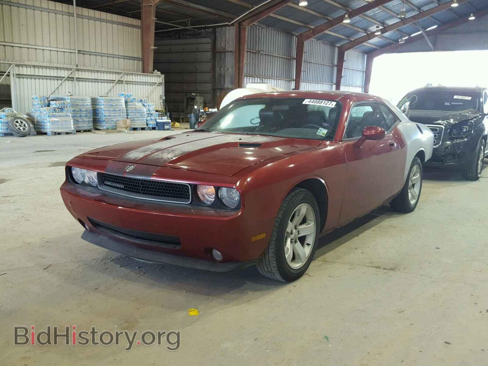2010 DODGE CHALLENGER - VIN: 2B3CJ4DV7AH111845 - Photo 2