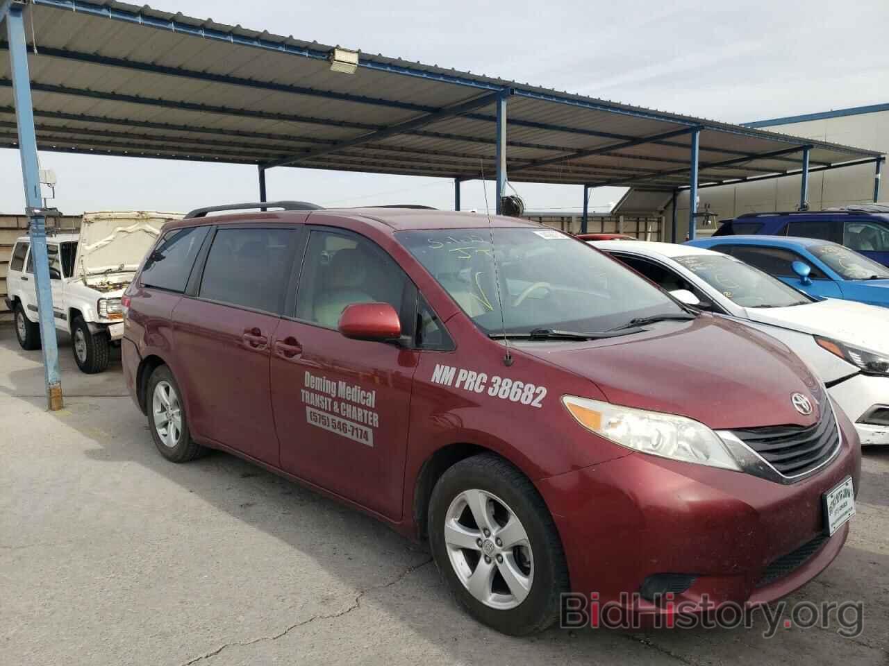 Photo 5TDKK3DC9ES449125 - TOYOTA SIENNA 2014